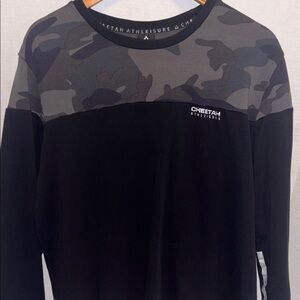 CHEETAH ATHLEISURE  BRAND BLACK W/GREEN CAMO DESIGN L/S SWEATSHIRT CREW NECK XL